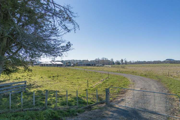 63 Farm Road Waipukurau_14