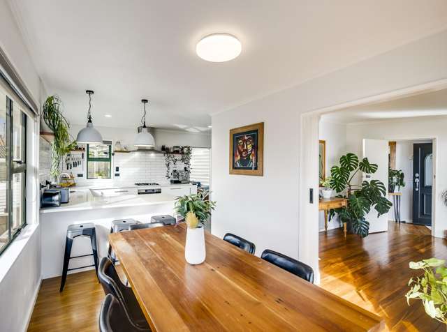 16 Surrey Street Taradale_3