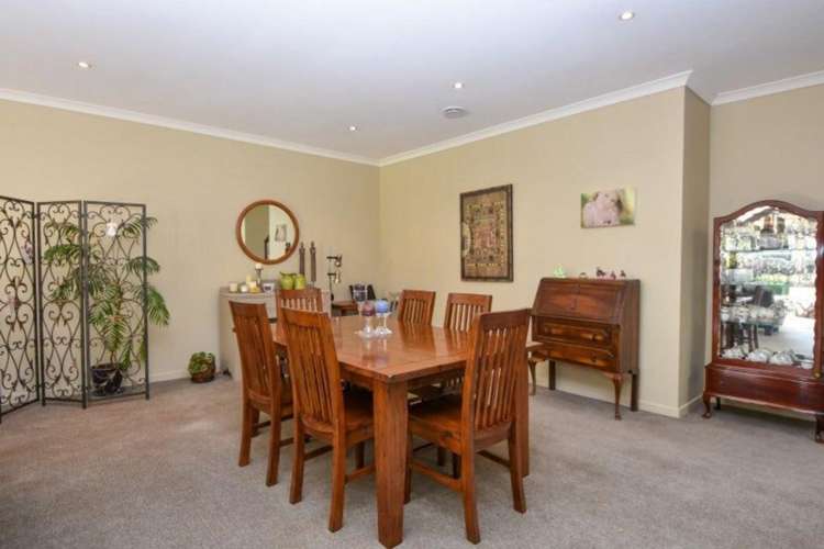 26 Deller Drive Carterton_9