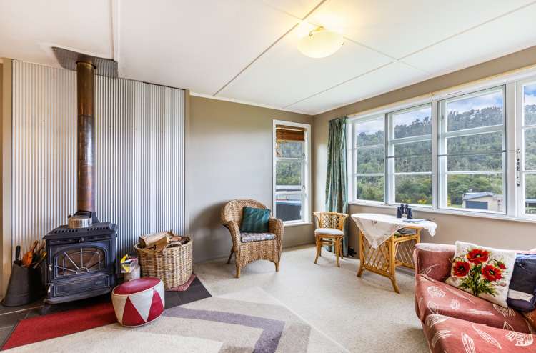 19 Poriwira Drive Kuratau_8