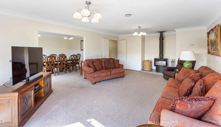 2 Rosebank Grove Waikanae_10