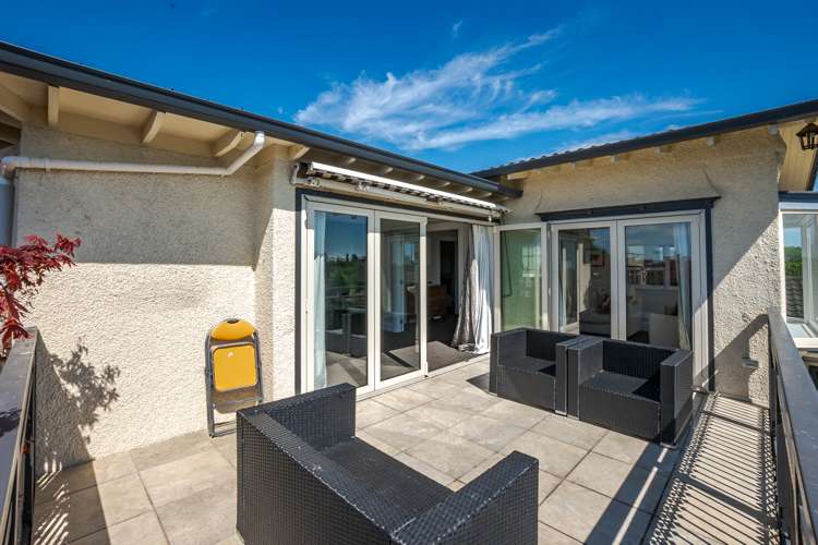 20 Kitchener Square Highfield_21