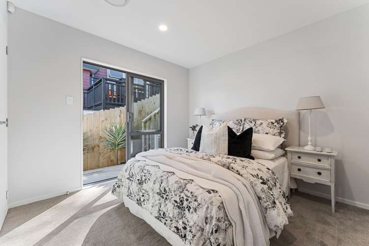 18a Honeysuckle Lane Mairangi Bay_13