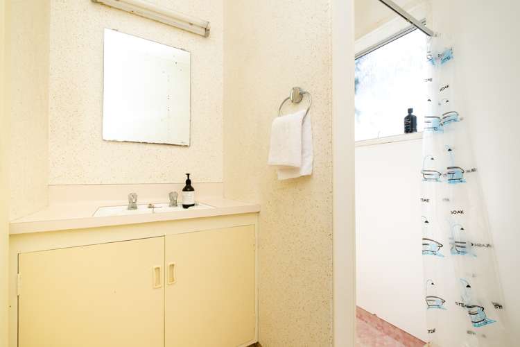 26 The Esplanade Westshore_8