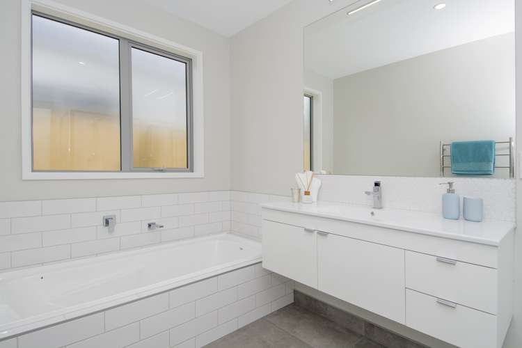 26 Awatira Drive Papamoa_15