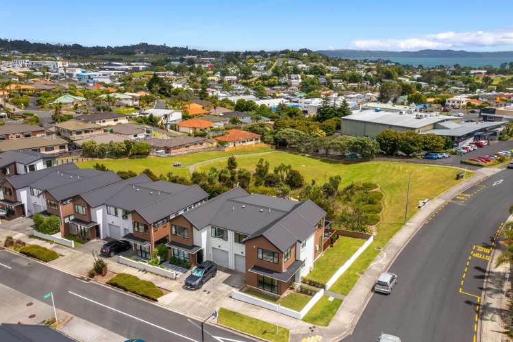 2 Seafarer Crescent Stanmore Bay_29