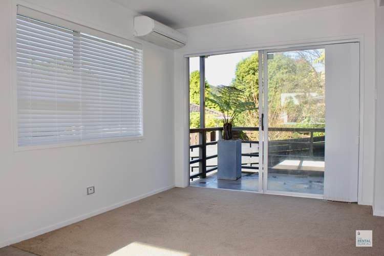 18a Puketitiro Street Glen Eden_5