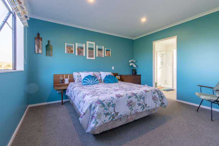 55 Punawaitai Road Pourerere_11