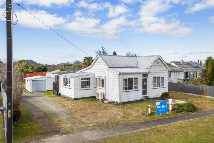 17 Queen Street Waihi_10