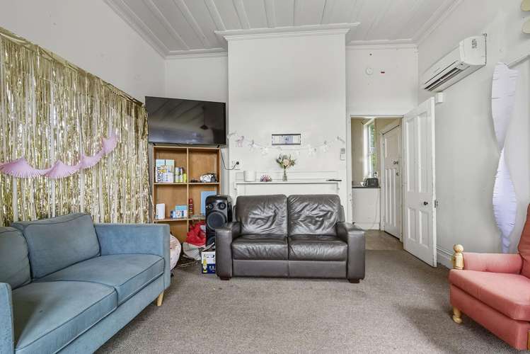 143 Queen Street North Dunedin_15