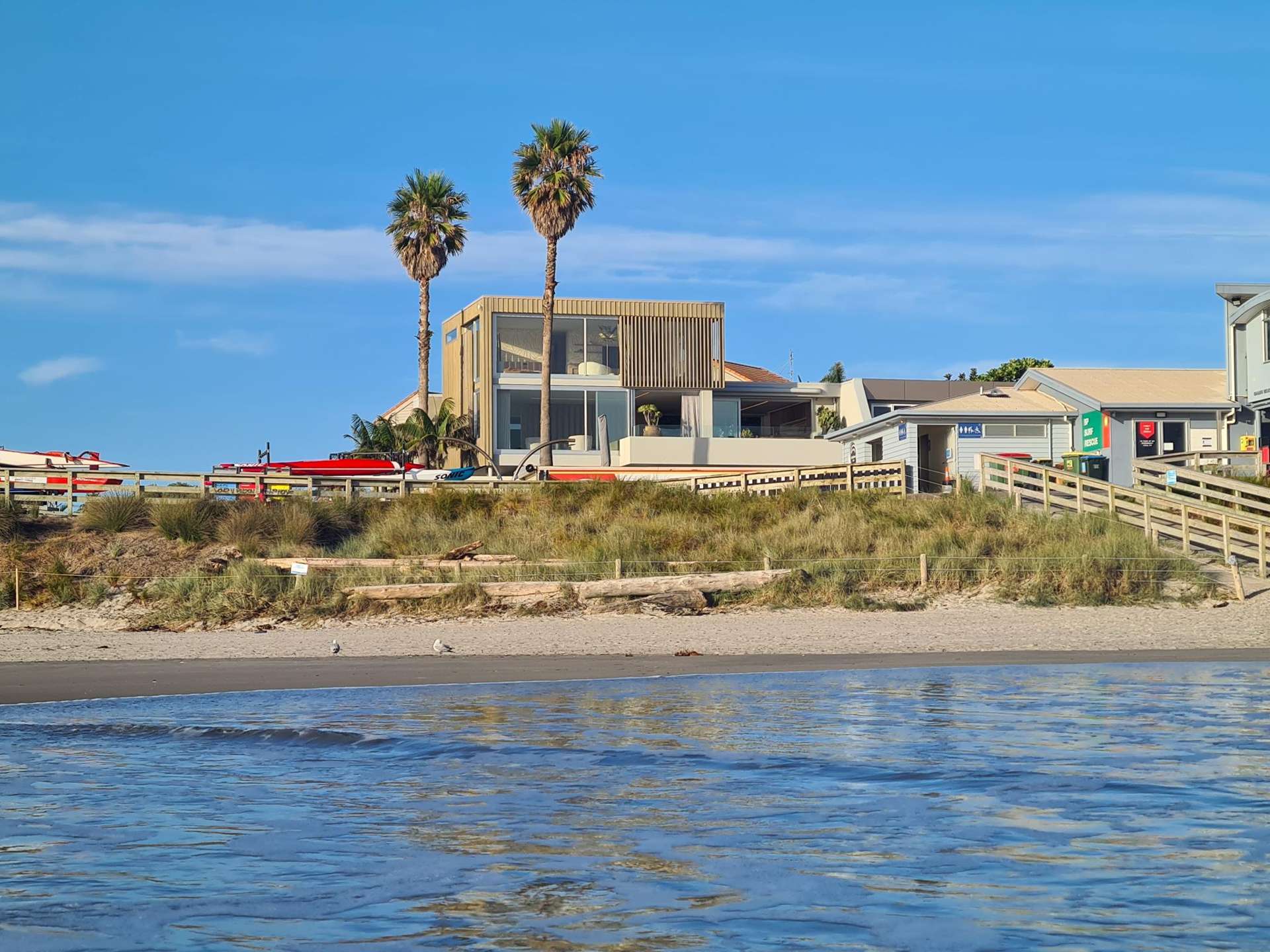 7 Surf Road Mt Maunganui_0