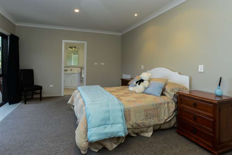 1 Lakeview Terrace Taradale_25