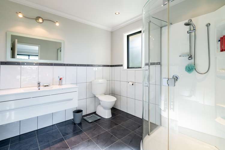 549 Norman Road Winton_13