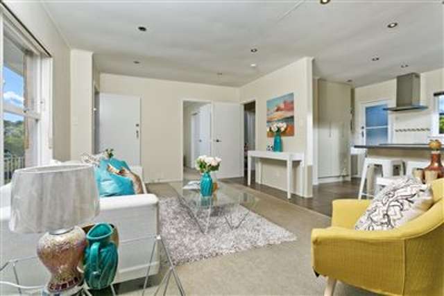 14A Kapiti Place Sunnynook_4