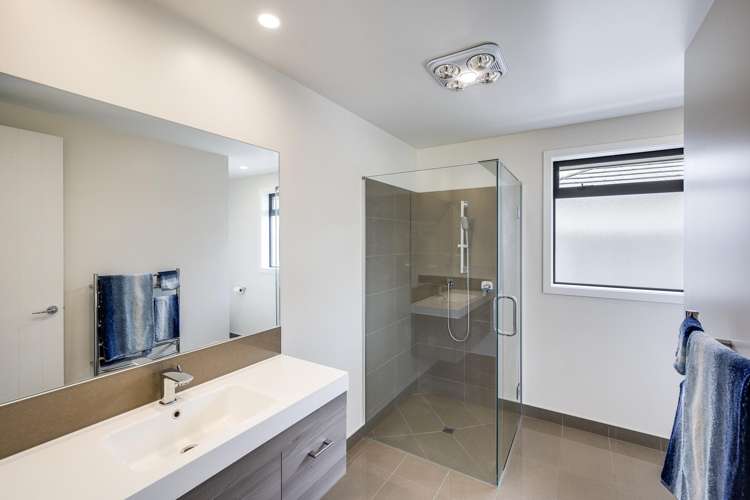 4 Pelorus Avenue Poraiti_10