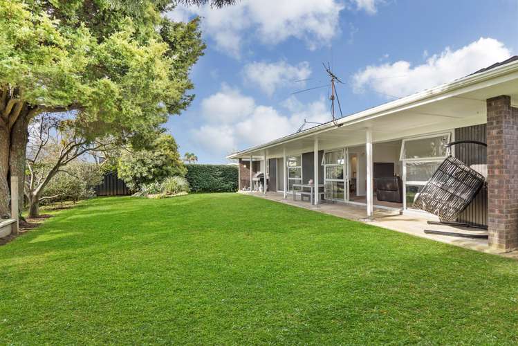 5 Barnhill Crescent Pahurehure_12