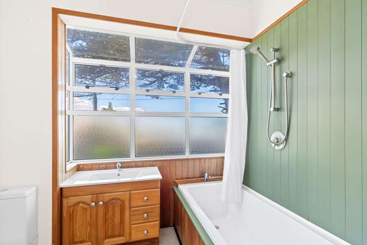 245 Rosetta Road Raumati Beach_18