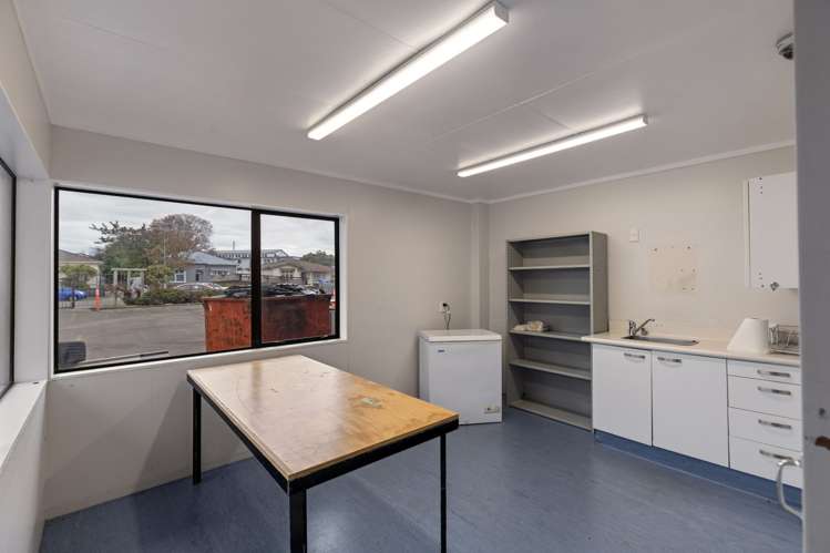 10-12 Edgeware Road Palmerston North_12