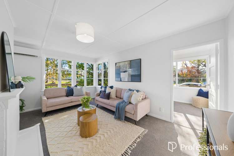 88 Waddington Drive Naenae_1