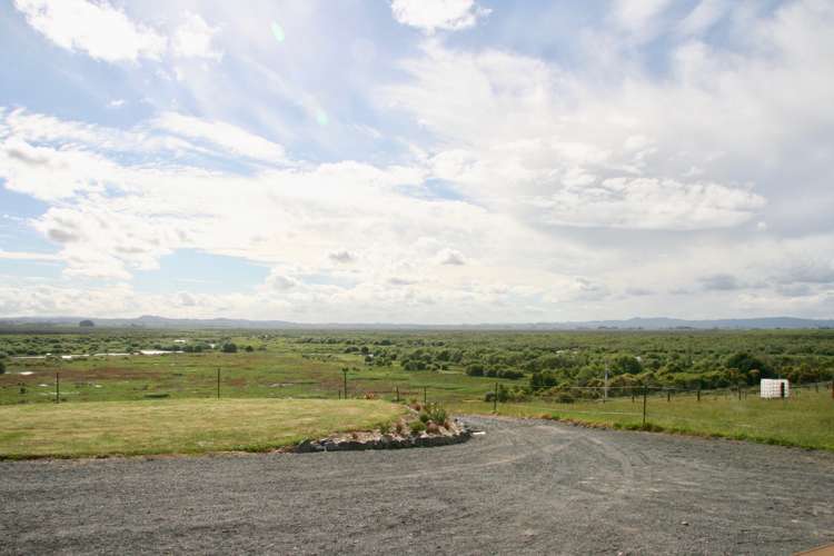 614 Falls Road Waerenga_24