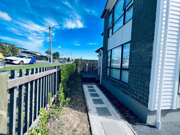 1/62 Coxhead Road Manurewa_1