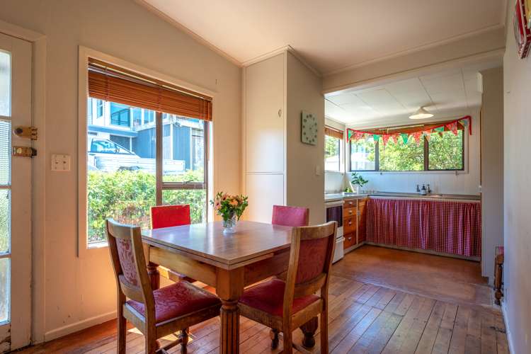 2 Bryan Road Surfdale_6