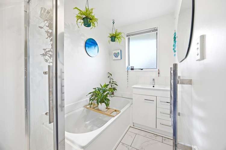 44a Kathleen Crescent Hornby_8