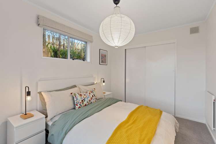 21B Colchester Crescent Newlands_11