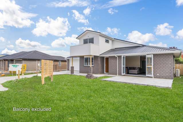 7 Poulson Grove Trentham_1