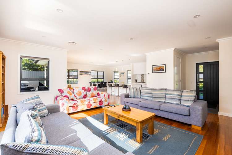 1 Fern Lane Whalers Gate_6