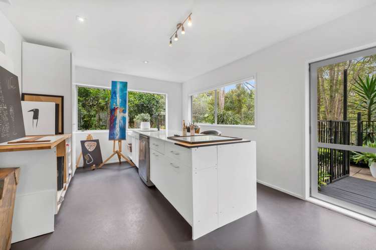 26 Crossland Place Maraetai_23