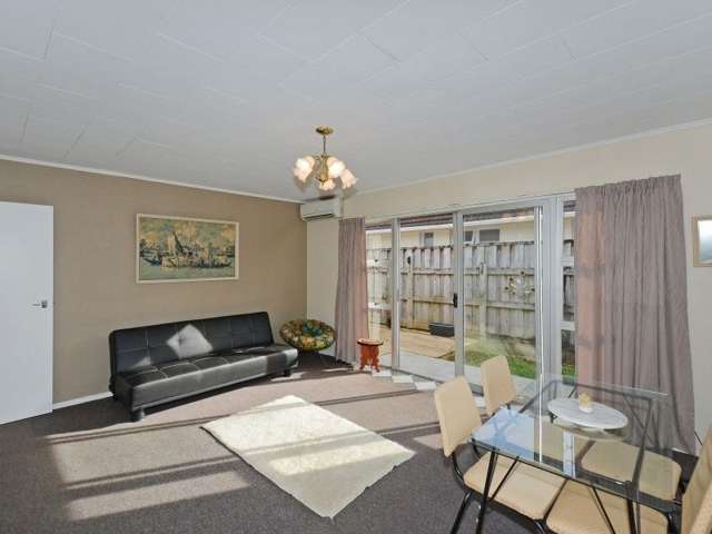 2/29 Bristol Street Trentham_3