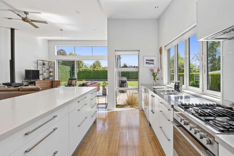 12 Aspinall Street Wanaka_2