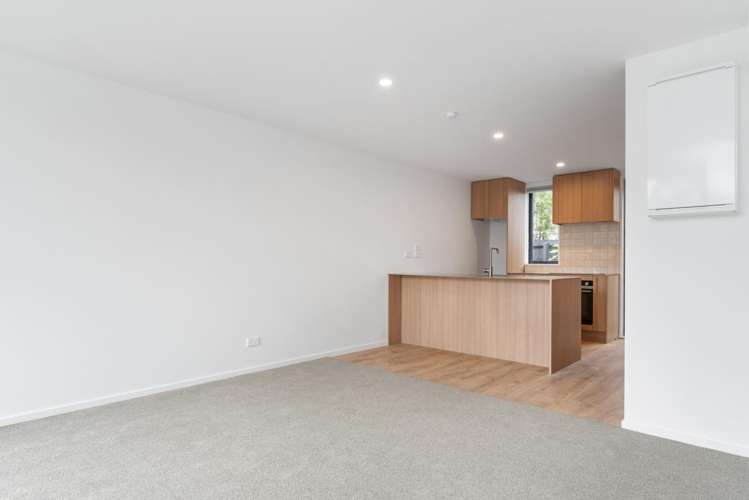 7 Grove Road Addington_40