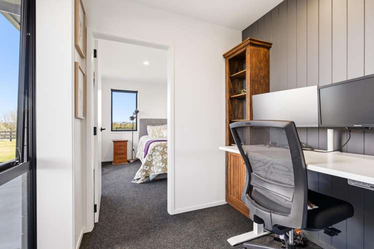 31 Otutira Drive Kinloch_11