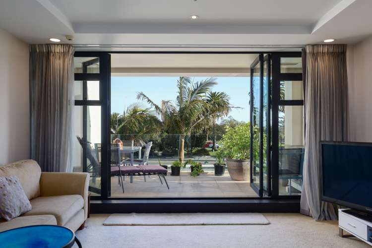 Apt 111, The Sands, Bisley Avenue Moana_1