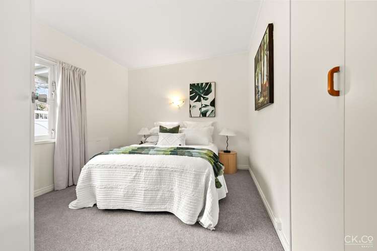 27 Penrose Street Woburn_11