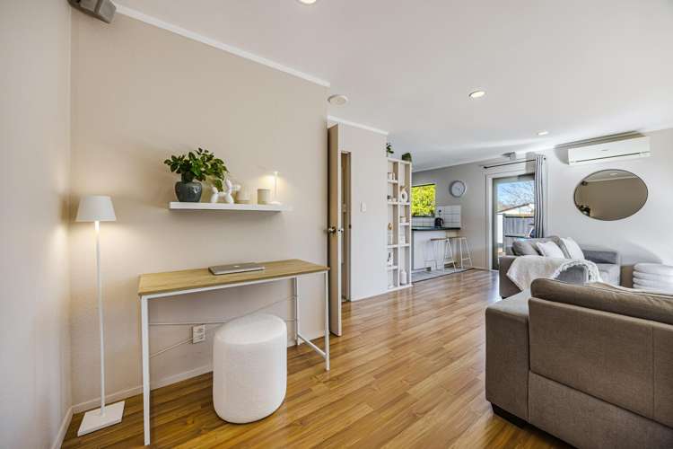 1/22 Beaumaris Way Conifer Grove_8