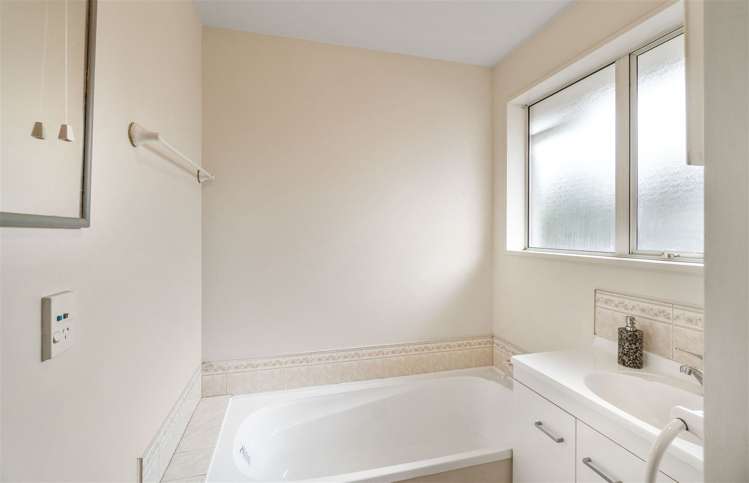 24a Shands Road Hornby_12