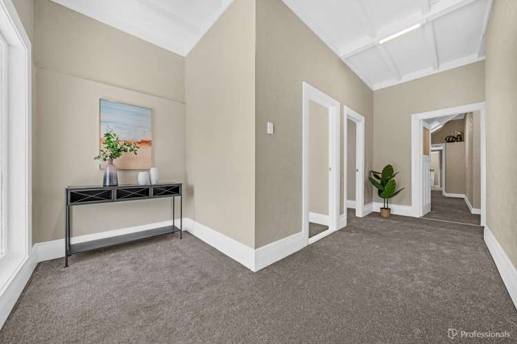 21 Gray Avenue_4