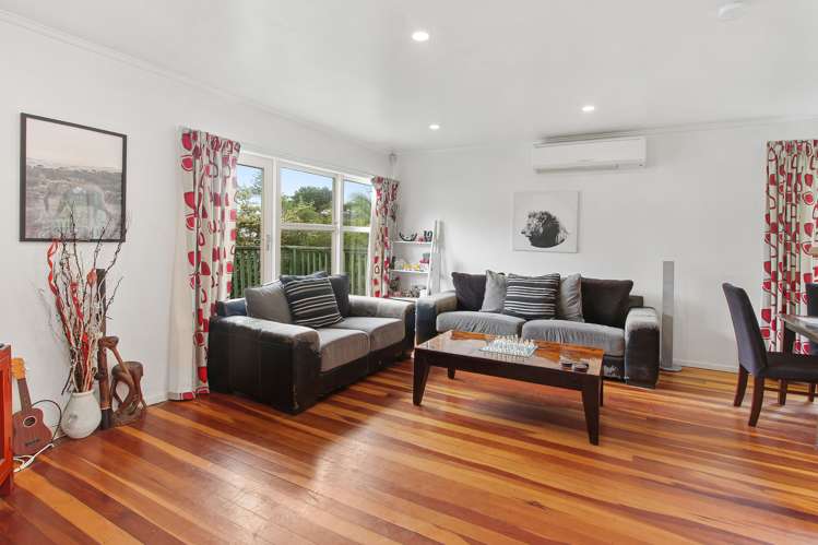 1/19 Gazelle Avenue Beach Haven_16