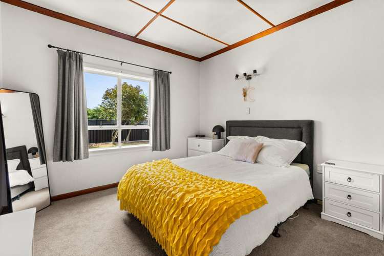 1026 Frederick Street West Mahora_7