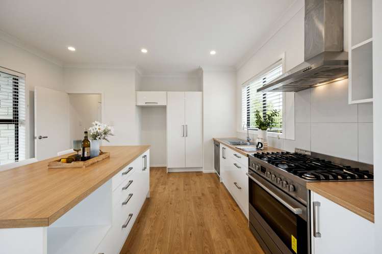 12 Stan Heather Drive Glenview_11