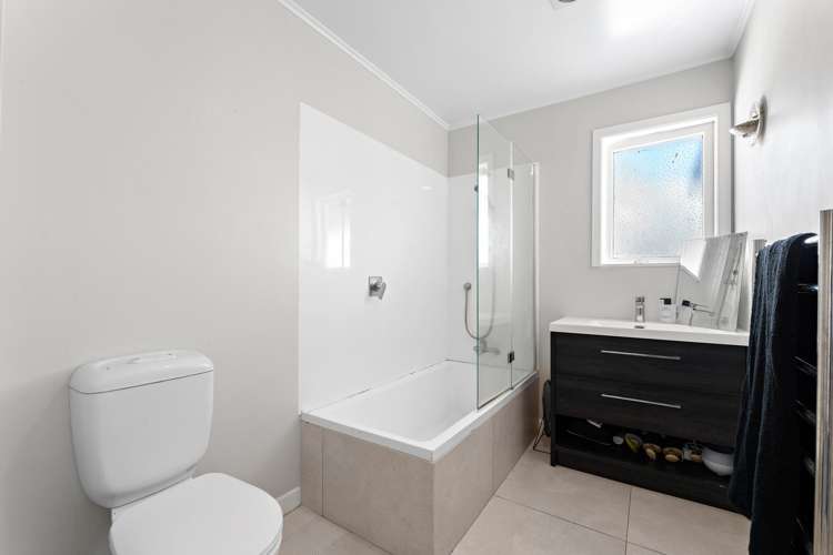 18 Murray Road Te Atatu Peninsula_5