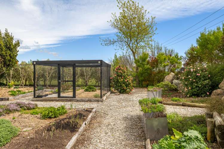 32 Bradleigh Park Fairhall_47