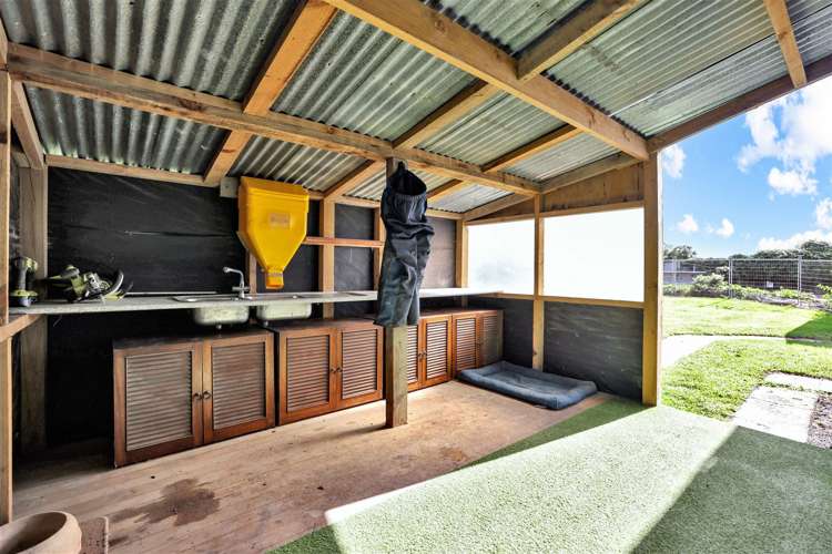 17 Wilkinsons Road Chertsey_20