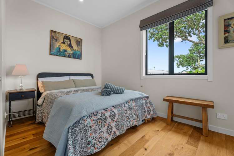 13 Hauraki Road Oneroa_19