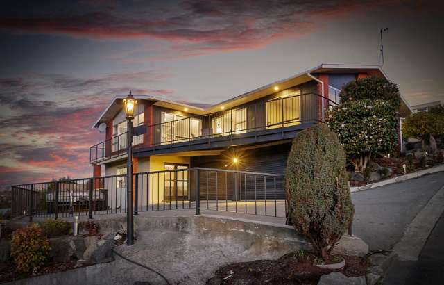 Luxury Living & Unbeatable Views