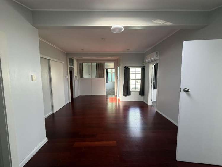 1 Symons Lane Taradale_1