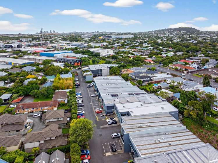 Units 6 and 19/49 Sainsbury Road Mt Albert_20